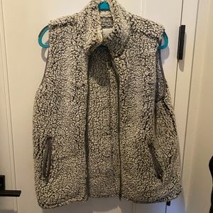 Thread & Supply Arctic Fleece Vest